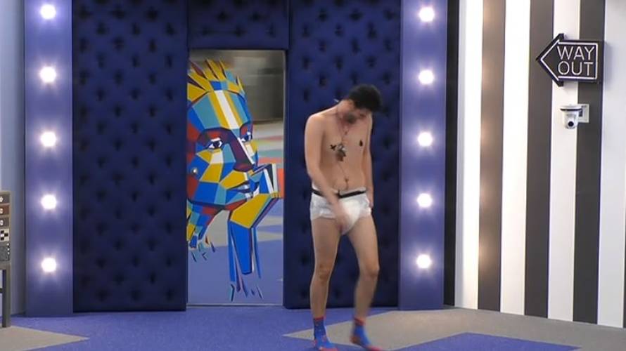 Uzrujao je gledatelje: BB Tomo oblači pelene i baletne suknjice