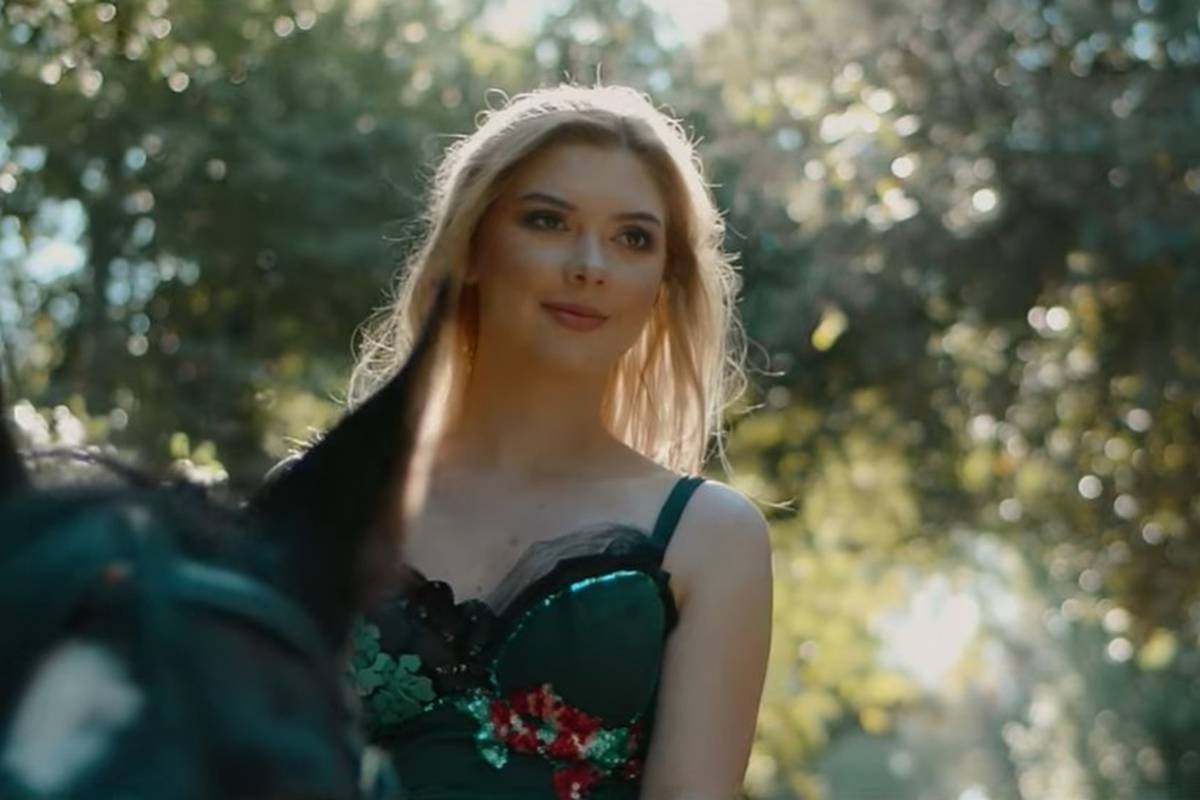 Nina Fakin snimila himnu svih ljubavi: 'Ježim se na melodiju'