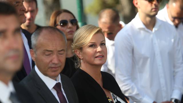 LEDOLINDA I MRZLI: Damir i Kolinda nisu se niti pogledali...