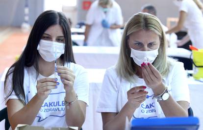 Cijepljenje u hrvatskim školama bit će dobrovoljno, krenut će od srednjih škola završnih razreda?