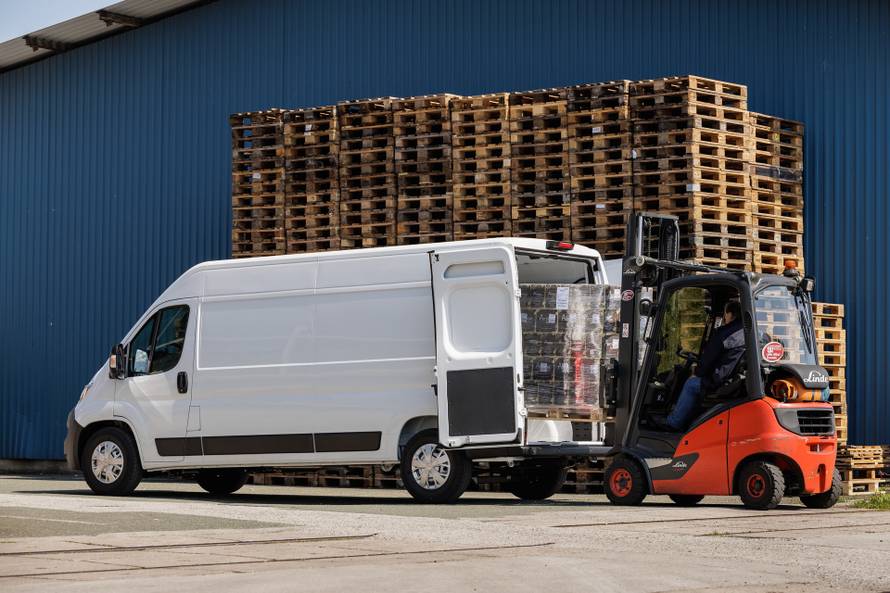 Najveći Opel za potvrdu pozicije u vrhu segmenta. Uskoro Dolazi i električna verzija Movana