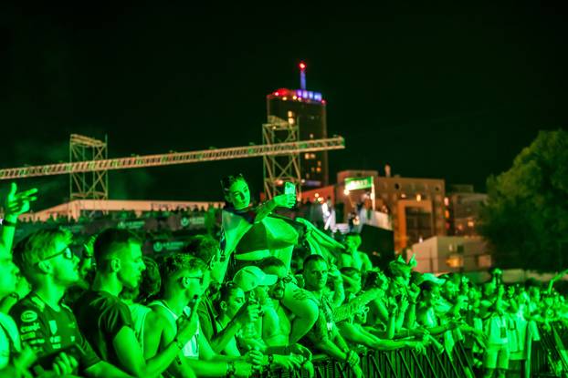Split: Treća večer Ultra Europe Festivala, Nastup DJ-a Vini-Vici