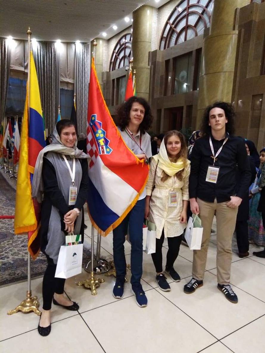 S Međunarodne olimpijade iz biologije vraćaju se sa srebrom