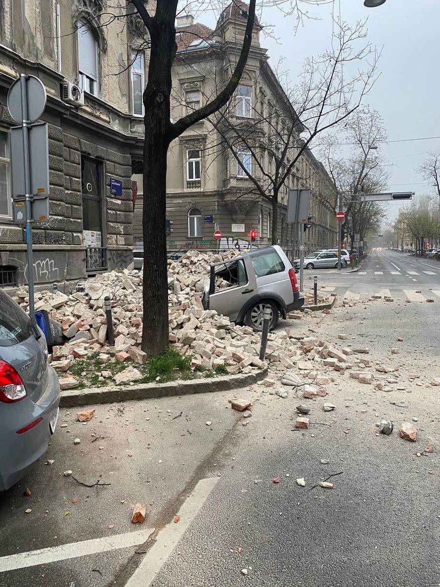 Zagreb je podrhtavao i u noći, Slovenija nam poslala pomoć