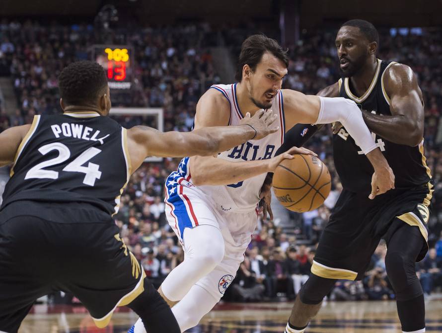 THE CANADIAN PRESS 2017-04-02