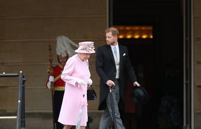 Princ Harry nakon posjeta Velikoj Britaniji: 'Pobrinuo sam se da kraljica bude zaštićena'