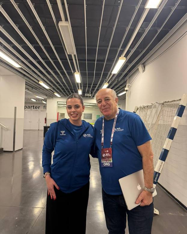 FOTO Novo lice na Maksimiru: Dvostruku krunu 'modrih' slavi nekadašnja misica i odbojkašica