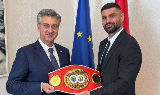 HRGA BRANI TITULU KOD KU&Cacute;E! Stigao kod Plenkija, &ccaron;eka ga odlikovanje, ali i velika vijest
