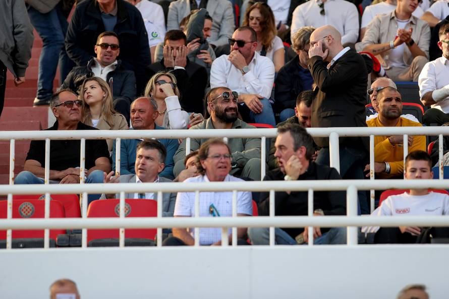 Split: Navijači na tribinama prate utakmicu Hajduk - Dinamo 