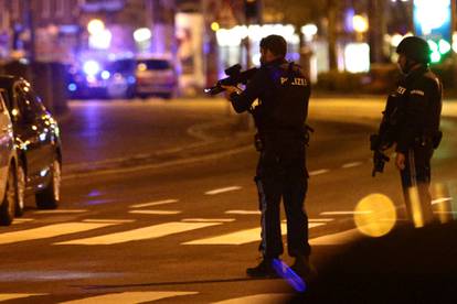 Gunfire exchanges in Vienna