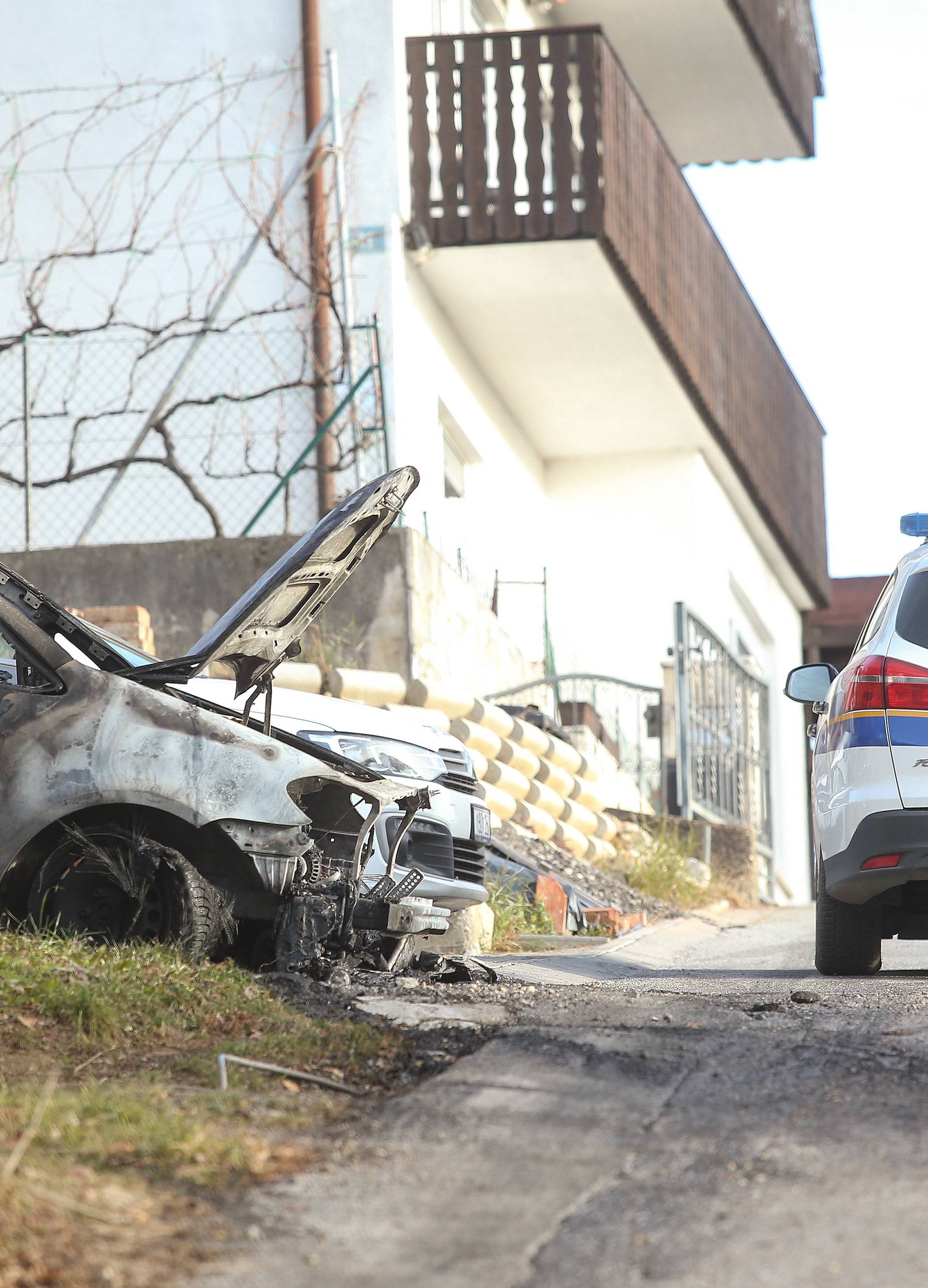 Zagreb: Na osobnom automobilu izbio poÅ¾ar