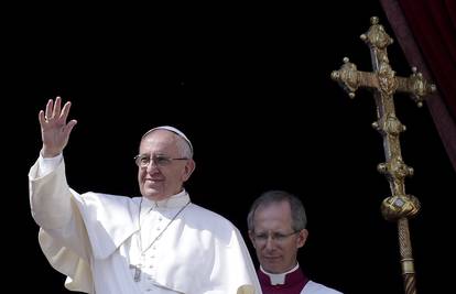 Papa Franjo: Protiv brutalnog nasilja koristite oružje ljubavi