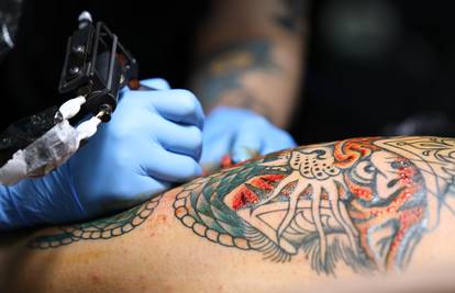 Tetovaže - neškodljivi ukrasi ili nepotreban zdravstveni rizik?