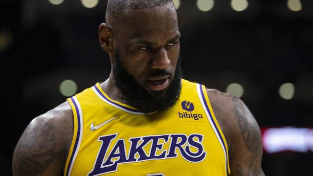 Katastrofa za Lakerse: Nisu ušli ni u play in, LeBron nije zaigrao
