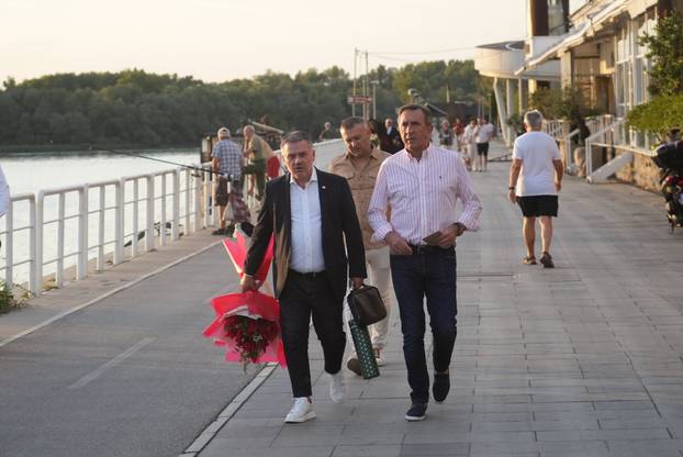 Beograd: Aleksandra Prijović i Filip Živojinović organiziraju proslavu krštenja i prvog rođendana kćeri Arije