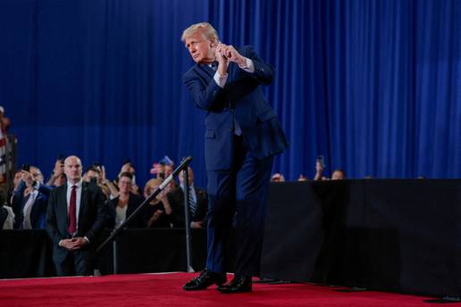 Trump: Sporazum je u velikoj mjeri dogovoren. Hormu&scaron;ki tjesnac &cacute;e biti otvoren