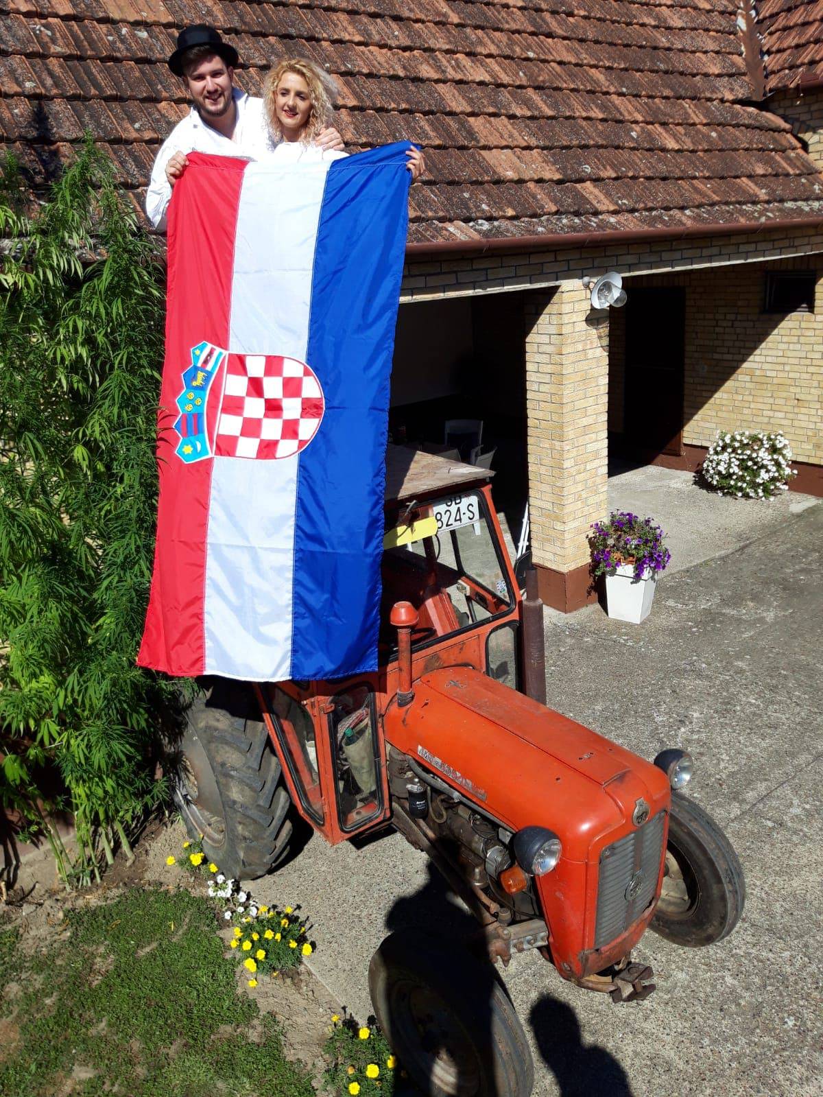 Konoplja k'o kuća: Mama ju je svaki dan zalijevala i vidi je sad