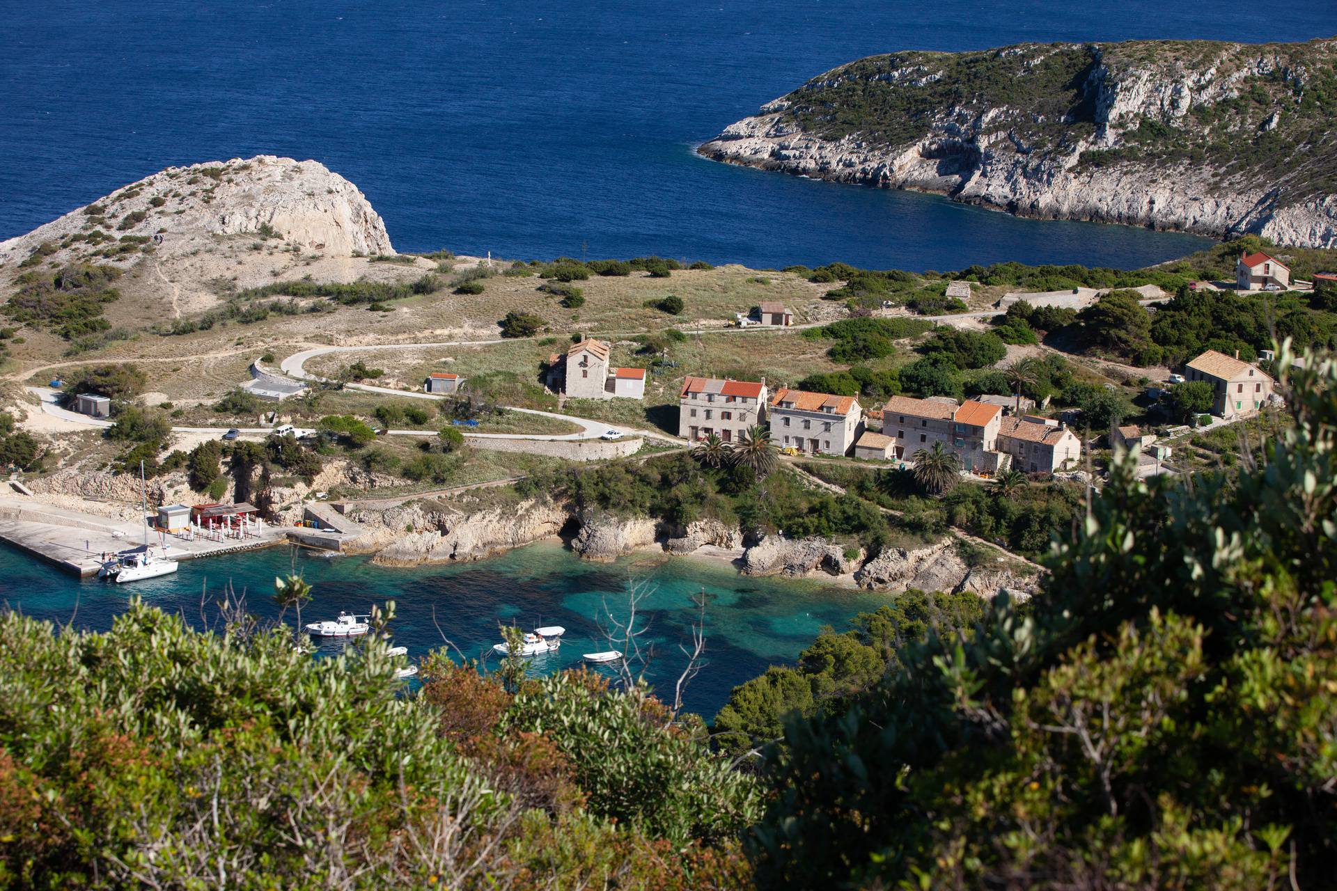 Na Biševu još od 1991. godine nisu izašli na izbore: Otok na koji je Hrvatska zaboravila