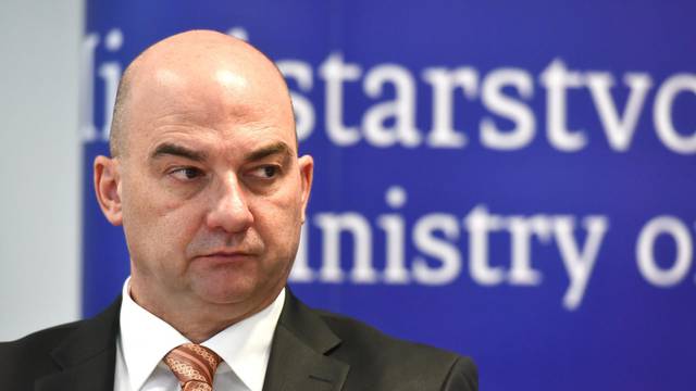Zagreb: Ministar Ćorić osvrnuo se na stanje energetike u RH