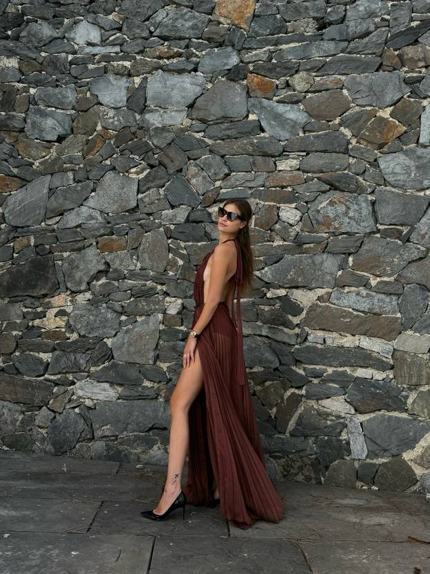 FOTO 'Trogirska Heidi Klum' na Poljudu: Voli Hajduk i brze aute, a zavidi joj i Victoria Beckham