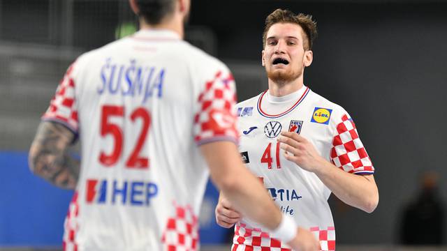 U dvoboju 3. kola EHF EURO Kupa hrvatski rukometaši u Varaždinu slavili protiv Slovačke