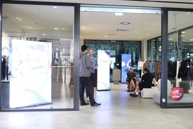 Zagreb: Lunilou & IZAKOVA store