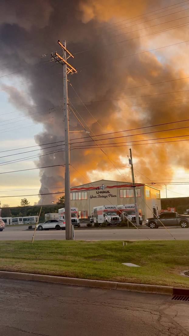UPS plane crashes in Kentucky