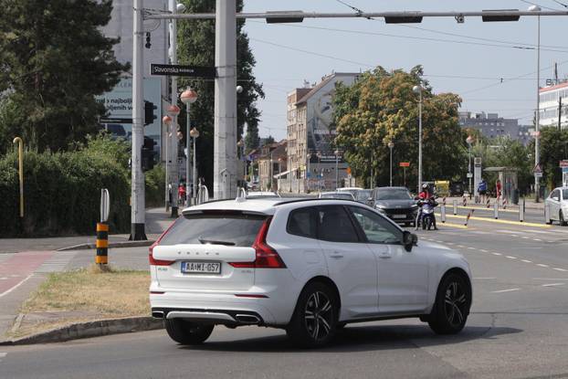 Zagreb: Od danas se uspostavlja redovan promet u zoni Vjesnika 