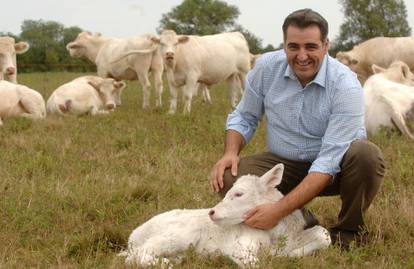 FOTO Krvavi safari, umjetnine i poziranje: Kako je živio Nadan Vidošević - 'hrvatski Clooney'...