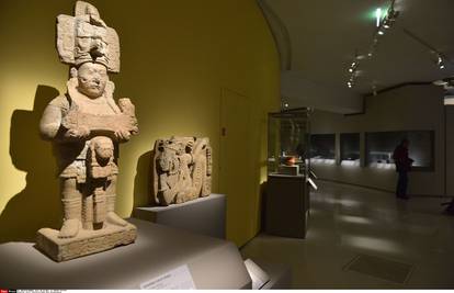 Majansku masku od žada staru više od 1000 godina Belgija napokon  vraća Gvatemali...
