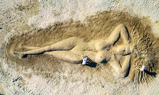 FOTO Festival pješčanih skulptura na Rabu: Tritonova banda proglašena najboljom