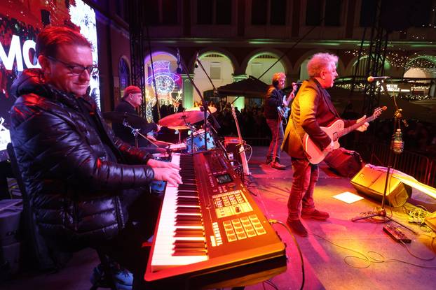 Split: Koncert grupe  Dalmatino