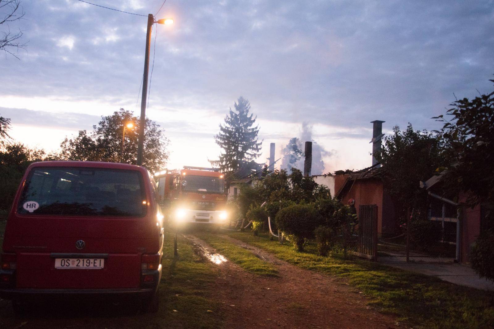 Kuća im izgorjela, a on obolio: 'Više nema ni moga Zvonimira'