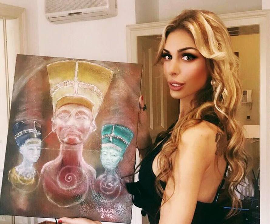 Ava si je pomaknula i kalendar: Noć vještica slavim tek večeras