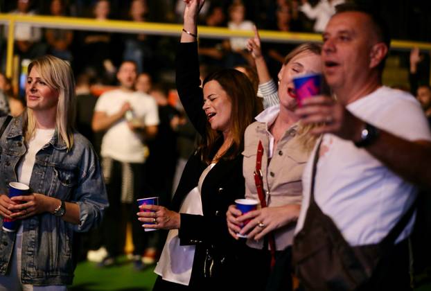 Split: Mladen Grdović raspjevao publiku na koncertu na Gripama