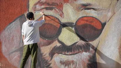 Doboj dobio mural posvećen nedavno preminulom legendarnom kantautoru Đorđu Balaševiću