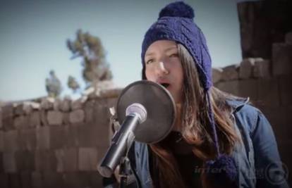 14-godišnja Peruanka pjeva Jacksona na Quecha jeziku
