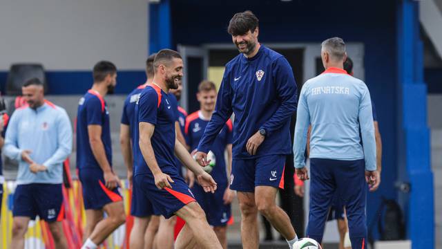 Neuruppin: Trening hrvatske nogometne reprezentacije uo?i utakmice s Italijom