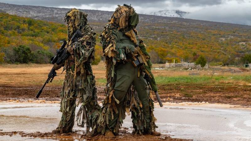 FOTO Vojni obavještajci prošli su  zahtjevan selekcijski kamp