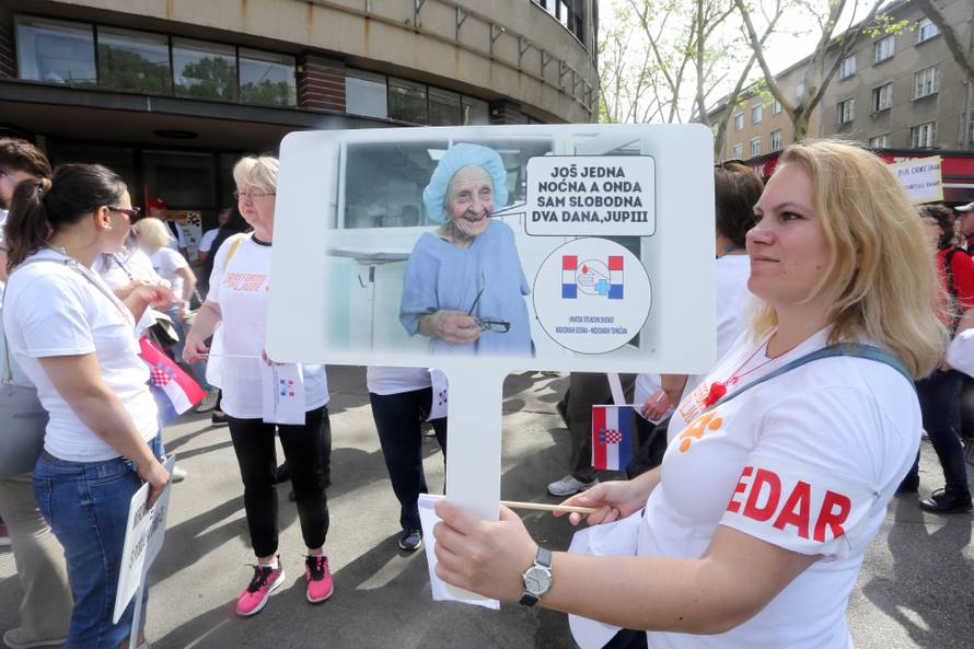 'Čekate da pocrkavamo': Ljudi prosvjedovali za Praznik rada