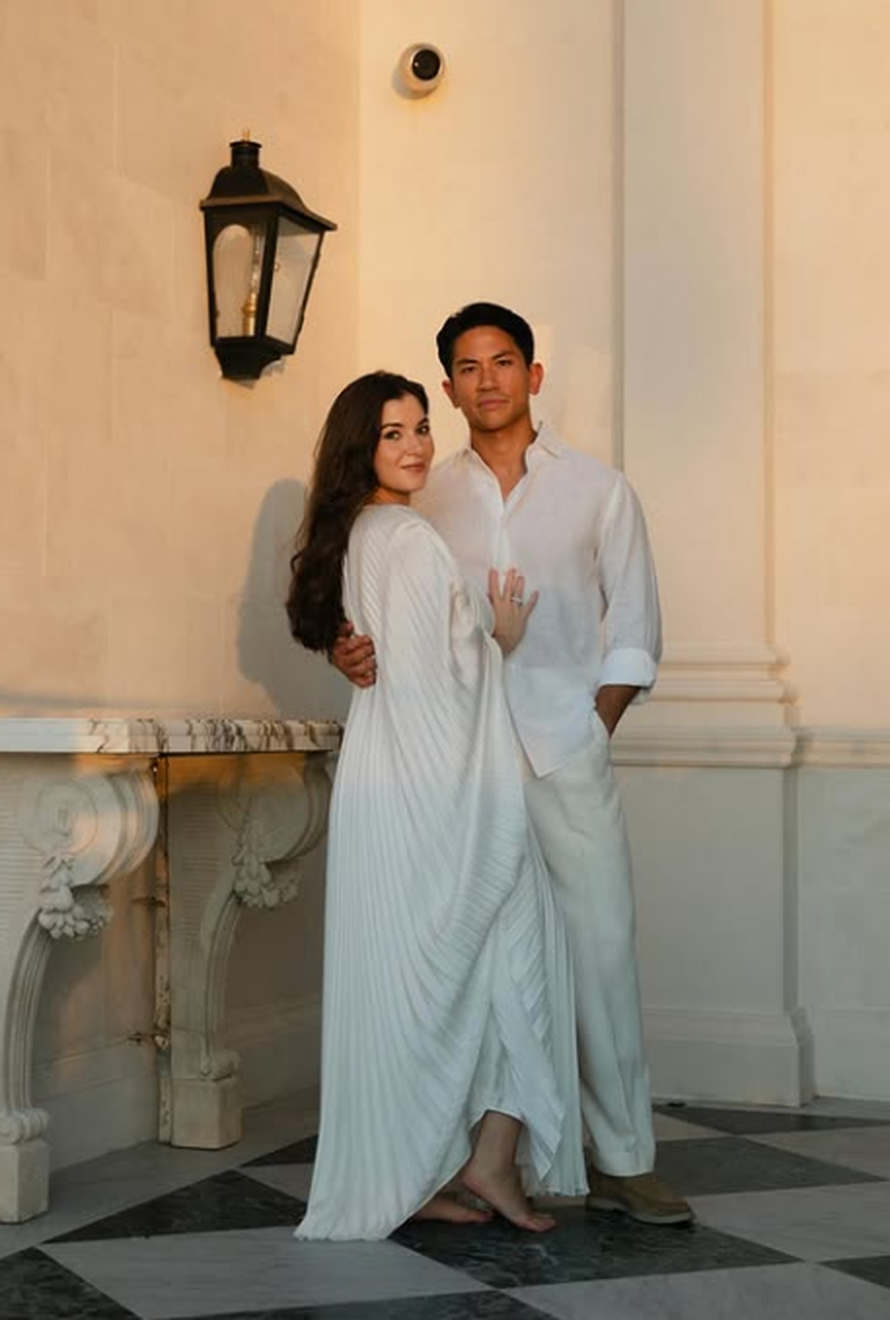 Princeza hrvatskih korijena i princ od Bruneja objavili prvu fotografiju kćeri i otkrili ime