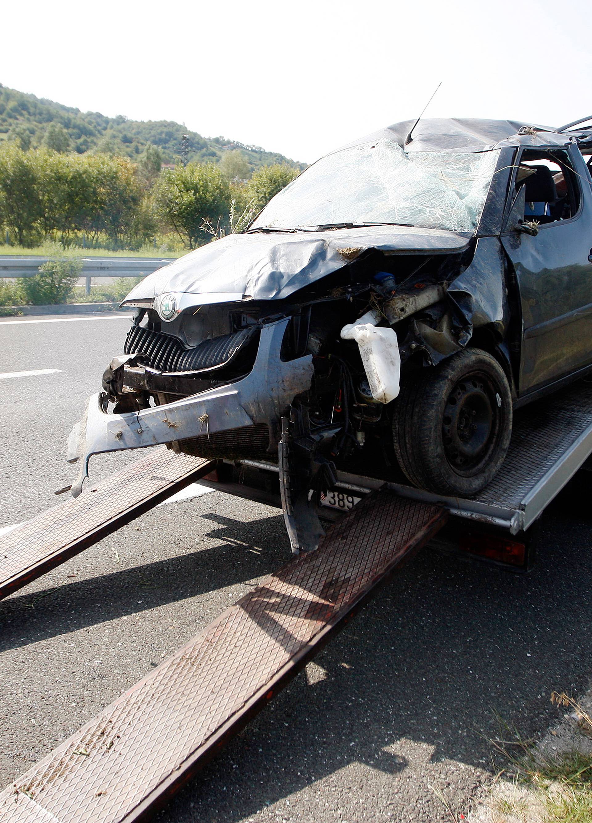 Autom izletjeli s autoceste, u nesreći ozlijeđeno pet Čeha