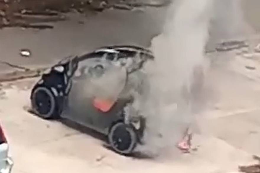 Na Jarunu izgorio auto
