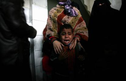 Gaza: Više od 400 mrtvih, bombardiranje se nastavlja 