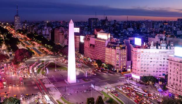 KVIZ E ovo je pravi izazov! Tko može prepoznati sve gradove s fotki? Rijetki će imati sve točno