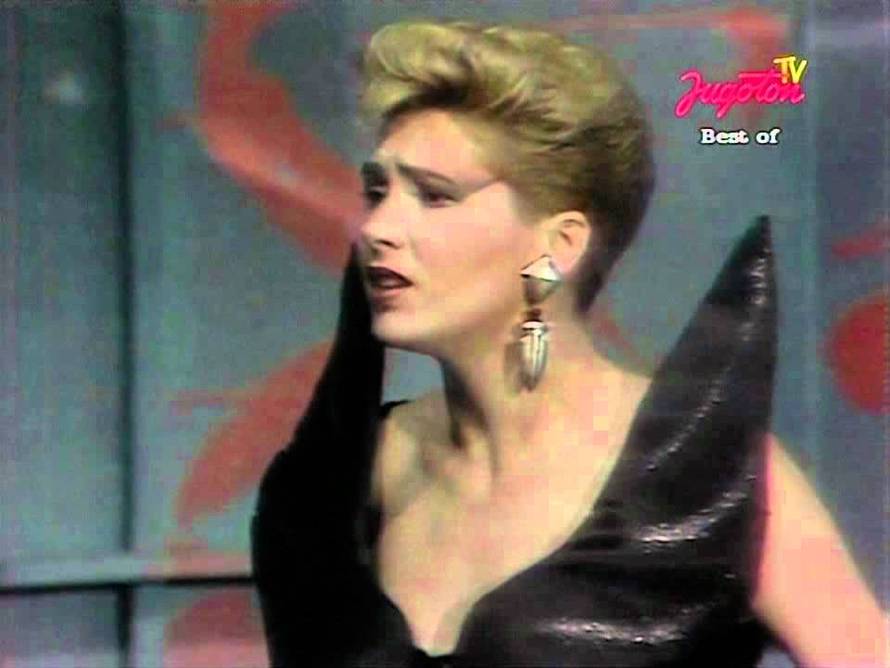 Marina Perazić otkrila je zašto se na vrhuncu slave odselila u Ameriku: 'To mi je bio spas...'