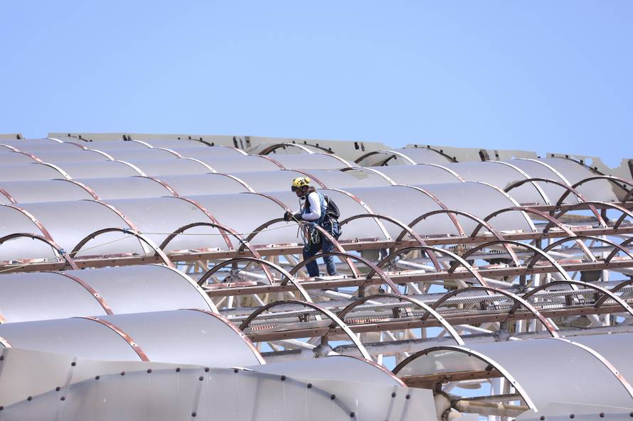 Split: Uklanjanje opasnih dijelova krova stadiona Poljud