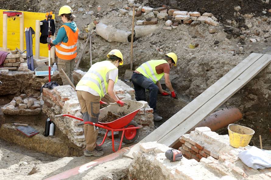 Uz nazočnost premijera u Banskim dvorima predstavljena prva faza arheoloških istraživanja