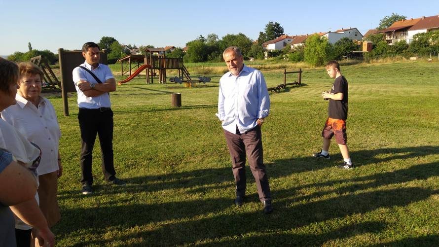 Bandić obećao sve: 9000 kuna za dijete, besplatan prijevoz...