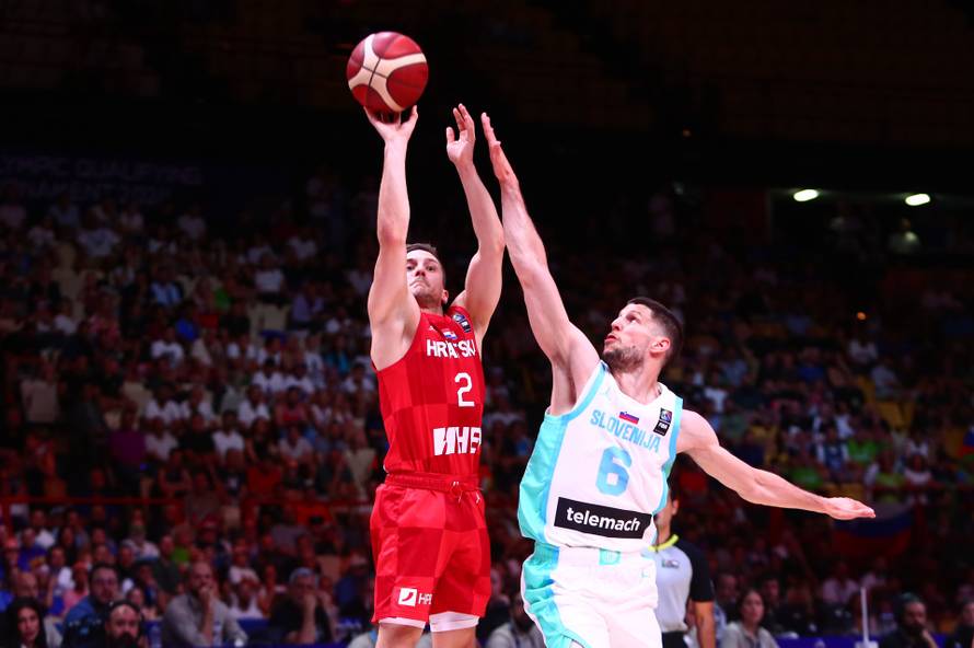 Pirej: Kvalifikacijski košarkaški turnir za Olimpijske igre u Parizu, Slovenija - Hrvatska